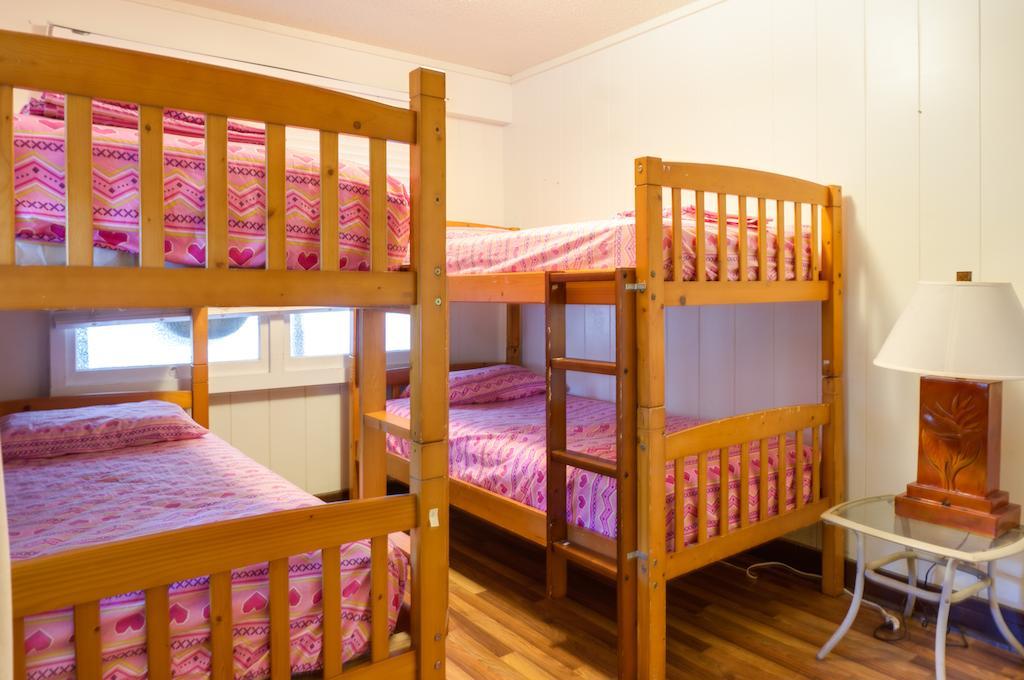 Tiki Hostel-at The In