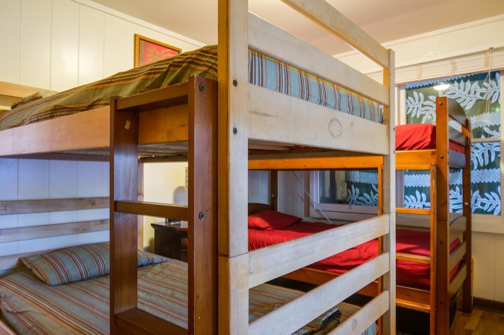 Tiki Hostel-at The In Albergue