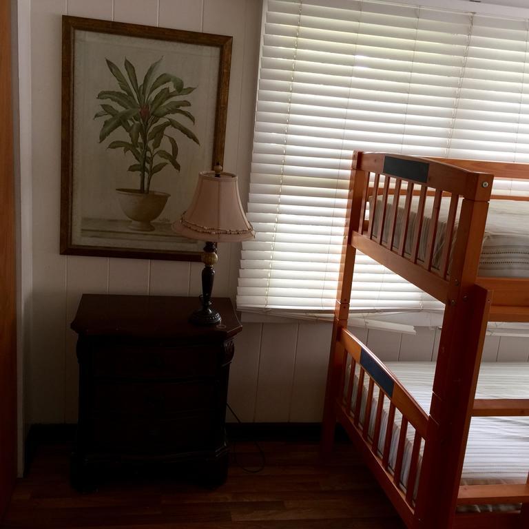 Tiki Hostel-at The In Lahaina